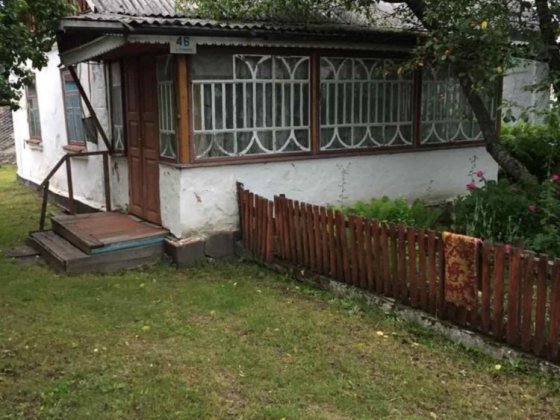 Продається будинок з земельною ділянкою 12 соток Звягель