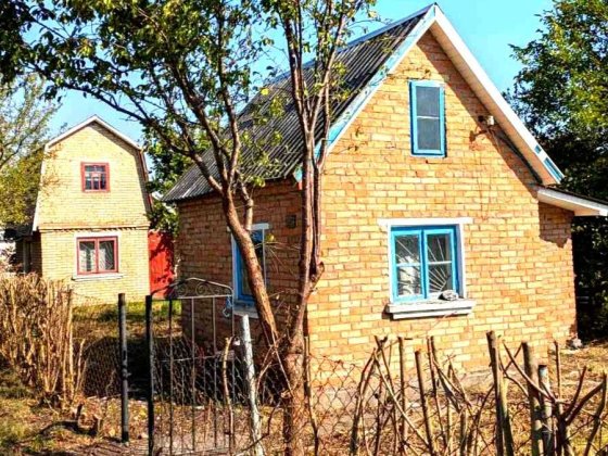 Дача , 8 соток (право власності) з 2 цегл. буд. (р.Західний Буг) Нововолынск