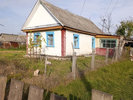 Продається Будинок с. сусли Звягель