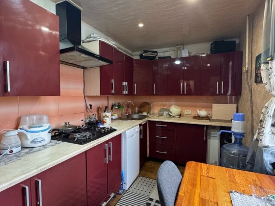 Продам будинок у місті. Самар