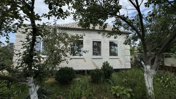 Продаж будинку у місті - фото 1