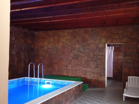 Продам дом  с баней в городе