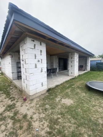 У продажу новий будинок в центрі м. Самар - фото 1