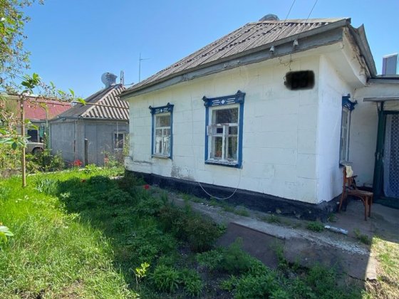 Продаж будинку в місті