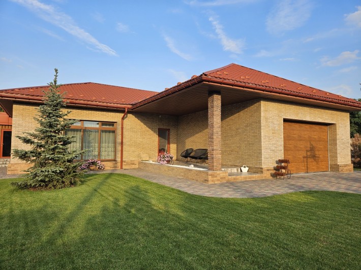 Продам дом в центре города - фото 1