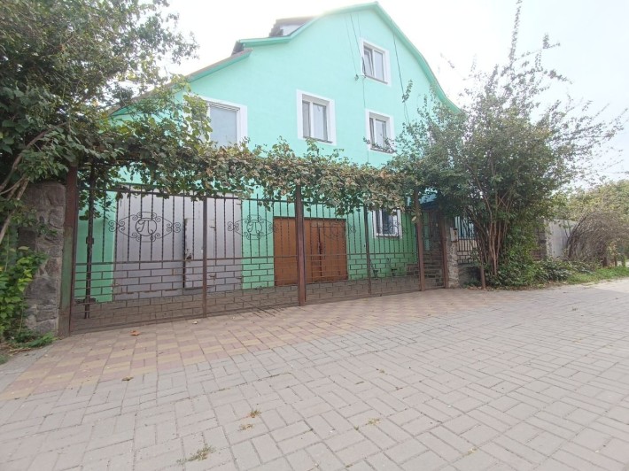 Продам  двоповерховий будинок - фото 1