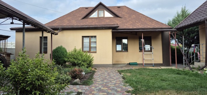 БУДИНОК біля річки - фото 1