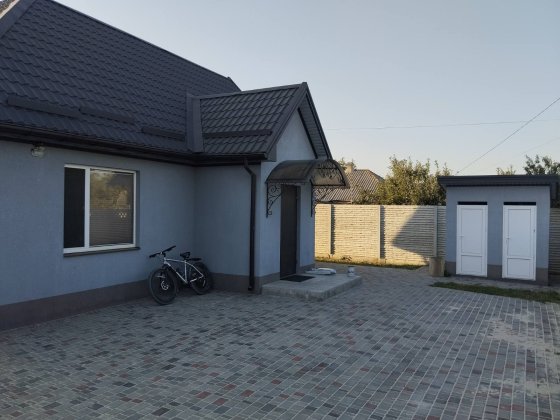 Продам будинок та діючий бізнес Самар