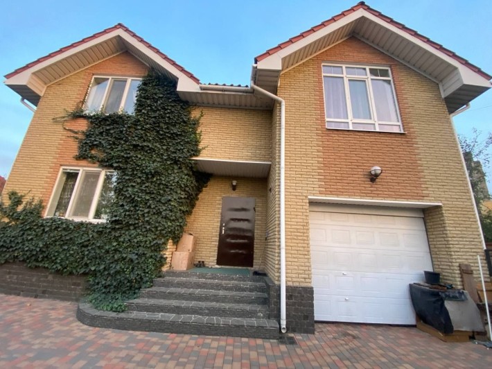 Продам шикарный дом в городе - фото 1