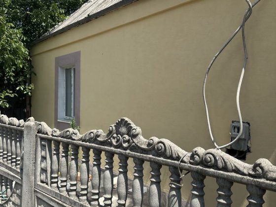 Продам капітальний будинок на Перевалі