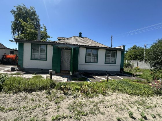 Будинок с.Пирогівці продаж або обмін на квартиру в Прилуках Прилуки