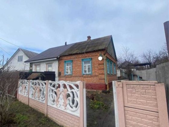 Продам полдома р-н транзитка