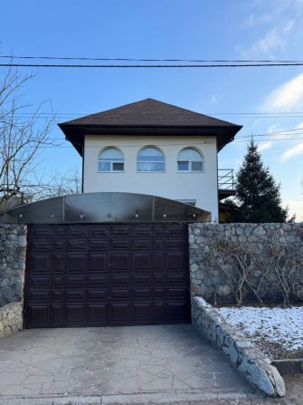 Продам дом в городе - фото 1