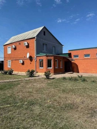 Продам  добротный Дом Кулебовка Самар 5 комнат 10 соток - фото 1