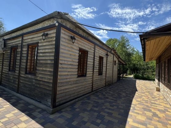 Будинок і лазнею Самар