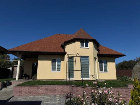 Продам красивый дом в городе