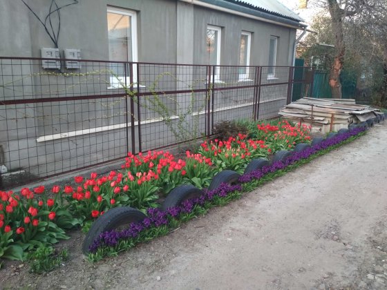 Продам будинок на дві половини.