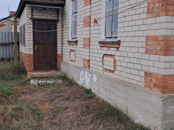 Продаж будинку в найближчому передмісті Солоницівка