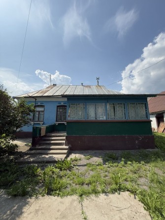 Будинок з ділянкою в селі Попівці - фото 1