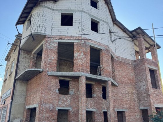 Продається нерухомість