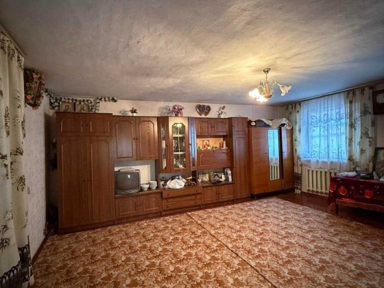 Продаж двох частин будинку на одній земельній ділянці – вул. Стуса Умань