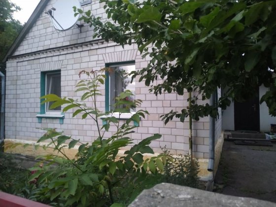 Будинок з ділянкою Фастів