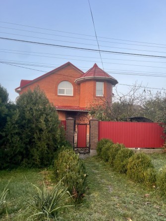 Продам будинок зі всіма зручностями - фото 1