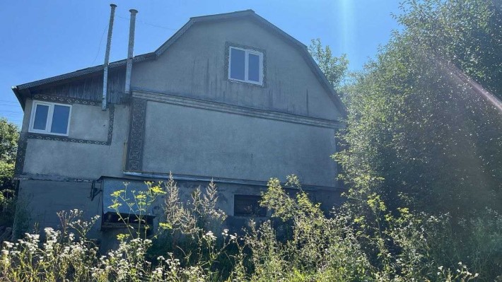 Продаж двоповерхового будинку в Лезвеве - фото 1