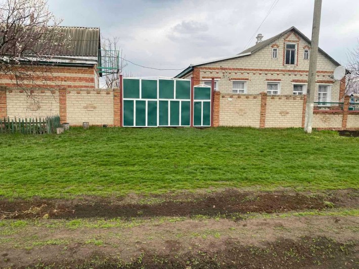 Продам добротный дом,  Чугуевский район, село Зарожное - фото 1
