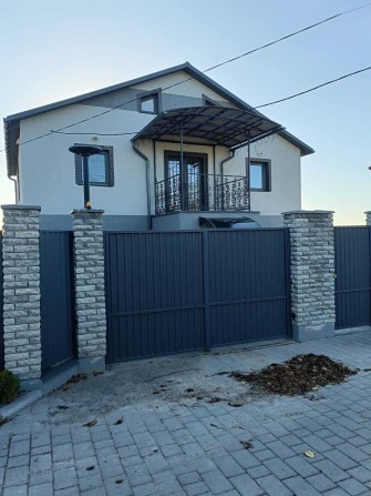 Продам будинок з дизайнерським ремонтом! - фото 1