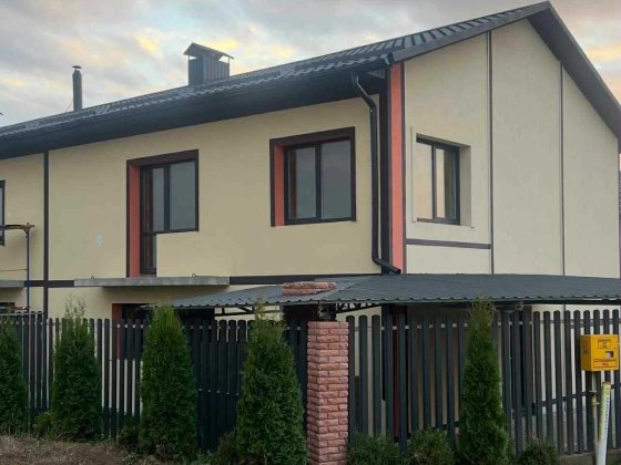 Продам котедж в Хмельницькому Хмельницький