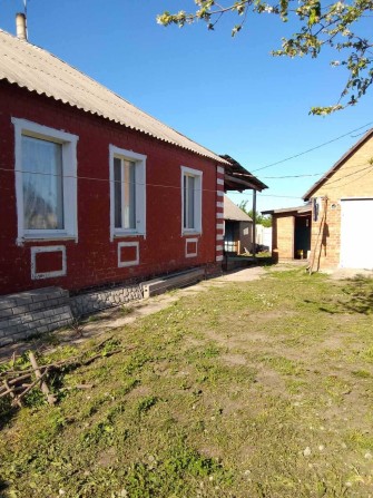 Дом с удобствами п.Печенеги - фото 1