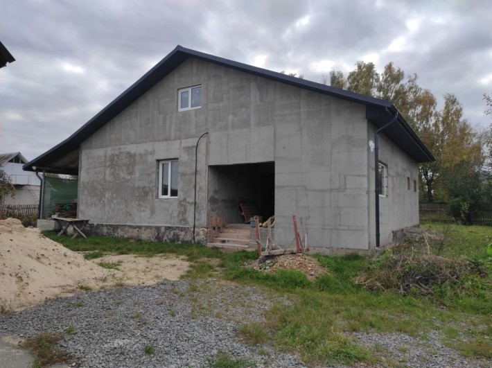 Будинок в стані ремонту - фото 1