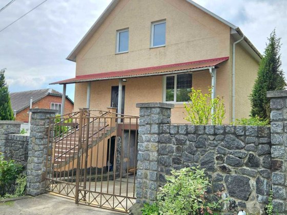 Продам прекрасний будинок, повністю готовий до проживання! Хмельницкий