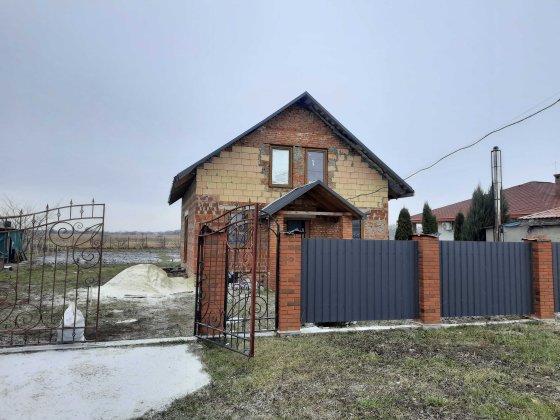 Продам дом  в Новопокровке Чугуїв