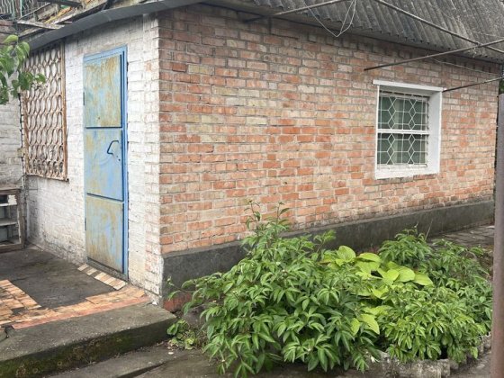 Продам 2х этажную дачу. Нікополь
