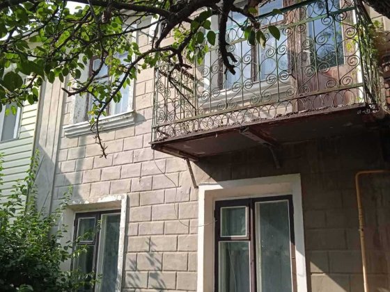 Терміновий продаж! 1/2 частина 2 х.поверхового будинку Ринок Гайсин Гайсин