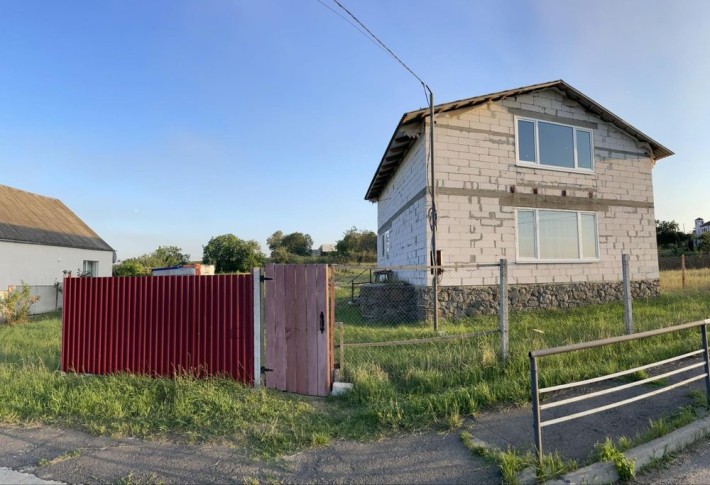 Двоповерховий будинок(новобудова) - фото 1