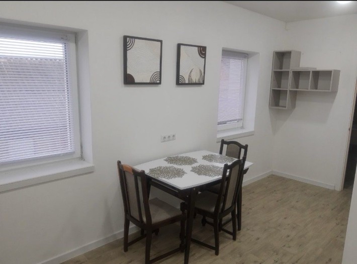 Продаж будинку в місті - фото 1