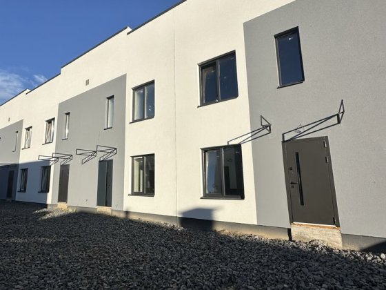 Ближні Якушенці продаж таунхаусів Якушинці