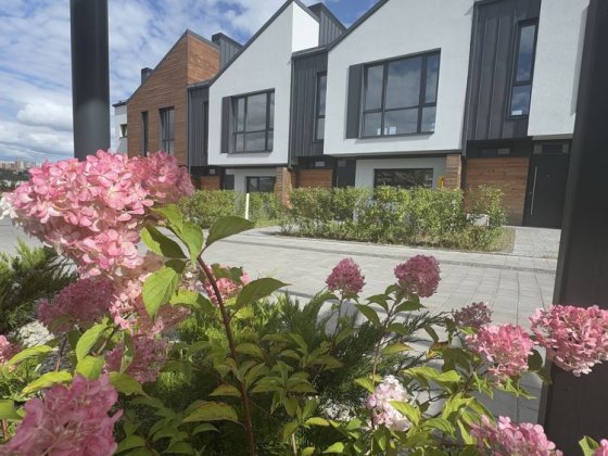 Продам зданий кутовий котедж Хмельницкий