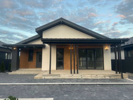 Продаж одноповерхового будинку в Бохониках Бохоники