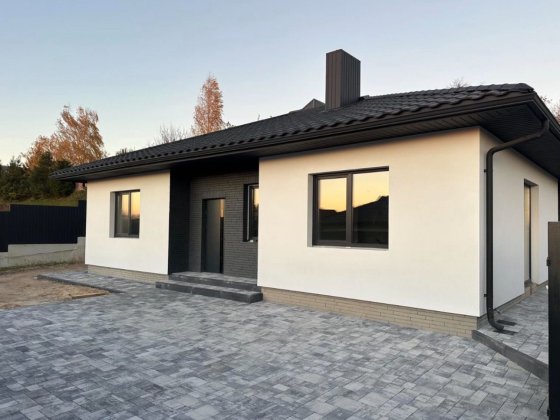 Будинок американка в Рованцях, поруч ТЦ Баобаб Рованці