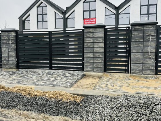 Продаж таунхаусів з терасою Рованці 105 м.кв Рованцы