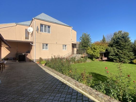 Продам будинок в Липинах, вул. Вереснева Липины