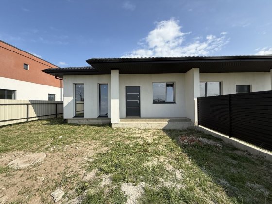 Продаж дуплексу на ділянці 5 сот. у Струмівці Струмовка