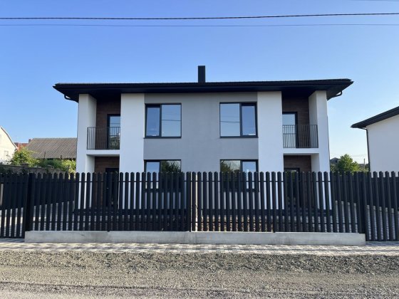 Дуплекс Будинок Тарасове Клавдієво-Тарасове