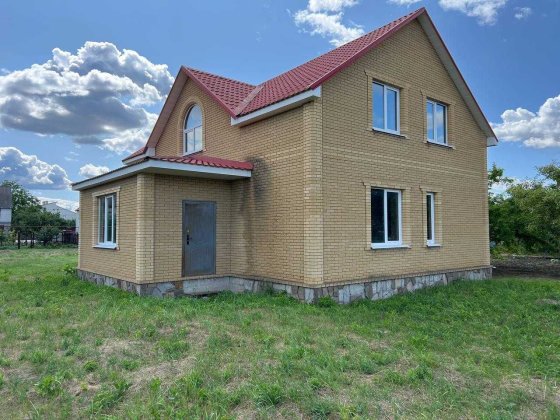 Продаж гарного будинку в Підгородньому