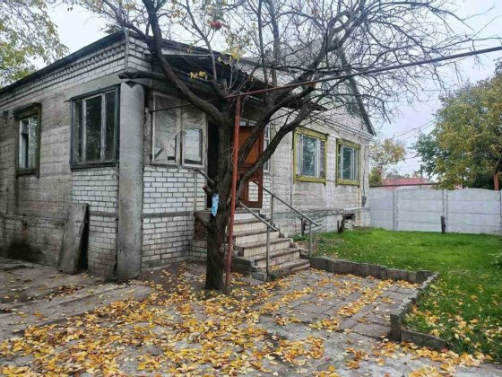 Продам дом г Подгородное / центральная улица