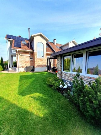 Продам  2-эт таунхаус в коттеджном посёлке Золотые ключи - фото 1